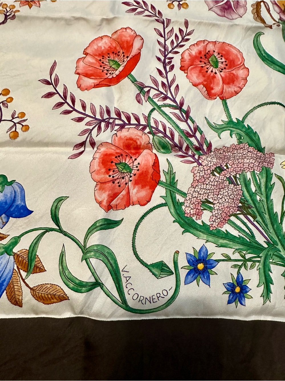 Authentic Vintage Gucci Brown and Multicolor Floral Silk Scarf - Picture 3 of 4